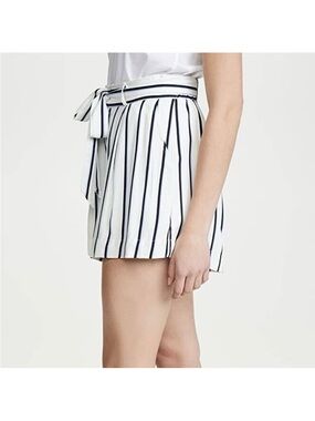 BB Dakota Stripe Right White Lined Blue Stripe Shorts Belted